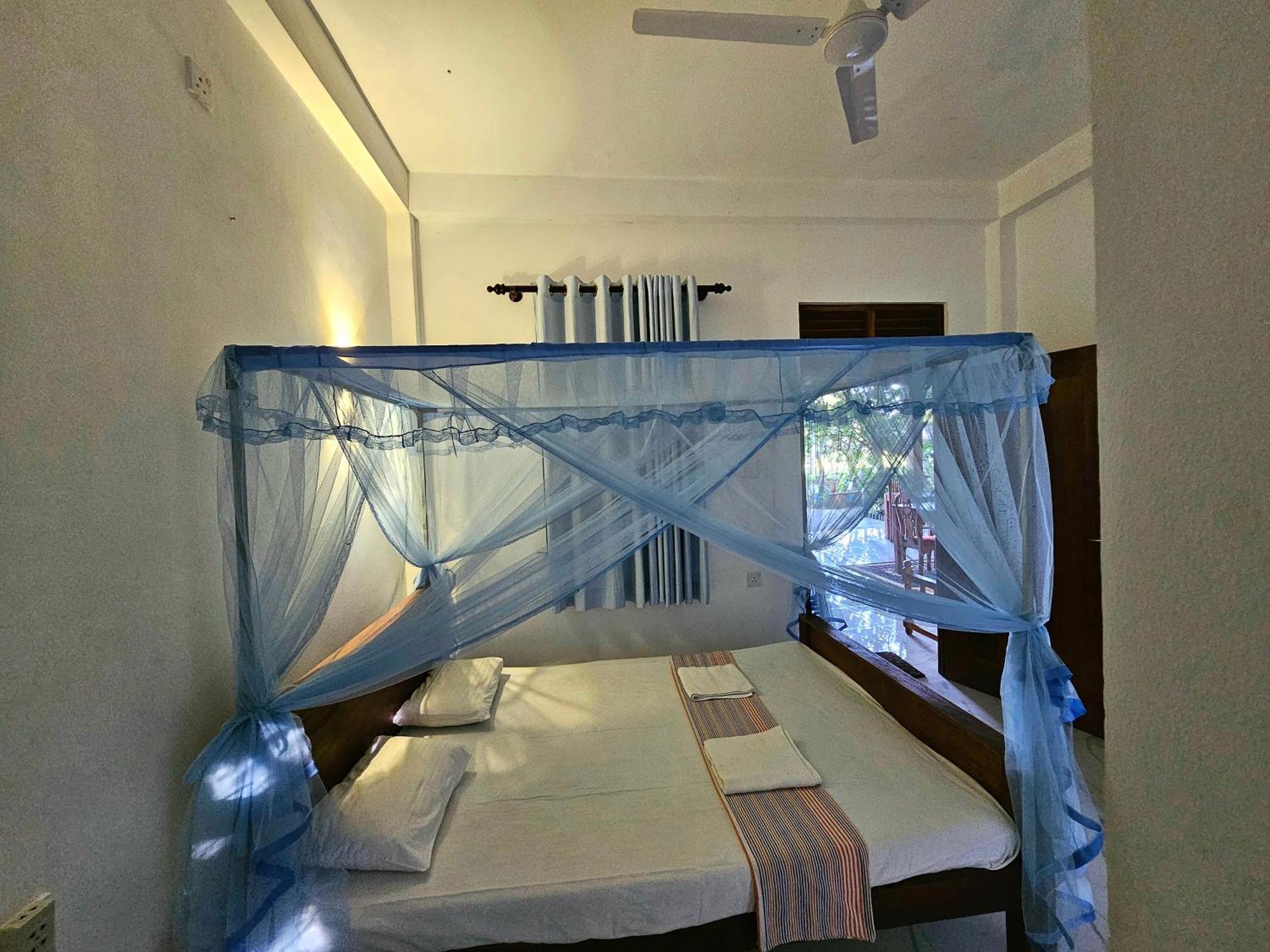 Hotel ทิซซามาฮารามา ภายนอก รูปภาพ