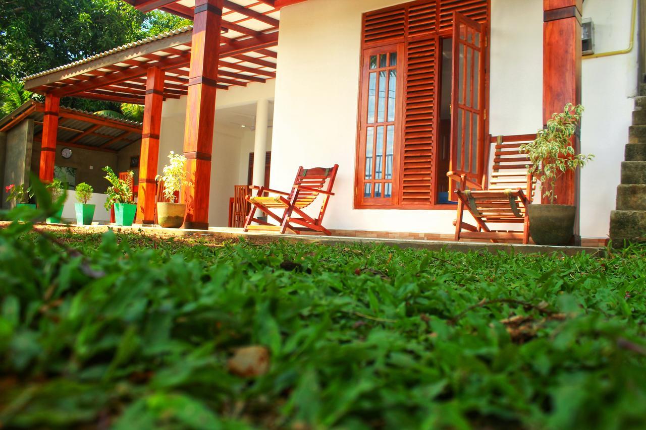 Hotel ทิซซามาฮารามา ภายนอก รูปภาพ